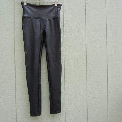 Spanx Faux Leather Leggings Pants Women’s Size M Black  Stretchy Comfy